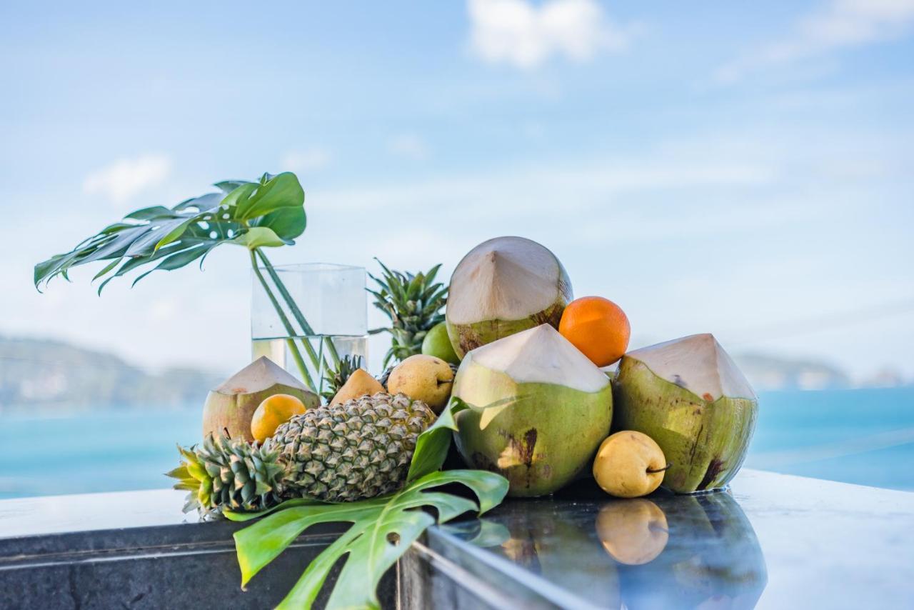 Oceanfront Beach Resort - Sha Extra Plus Patong Exterior foto Fruits