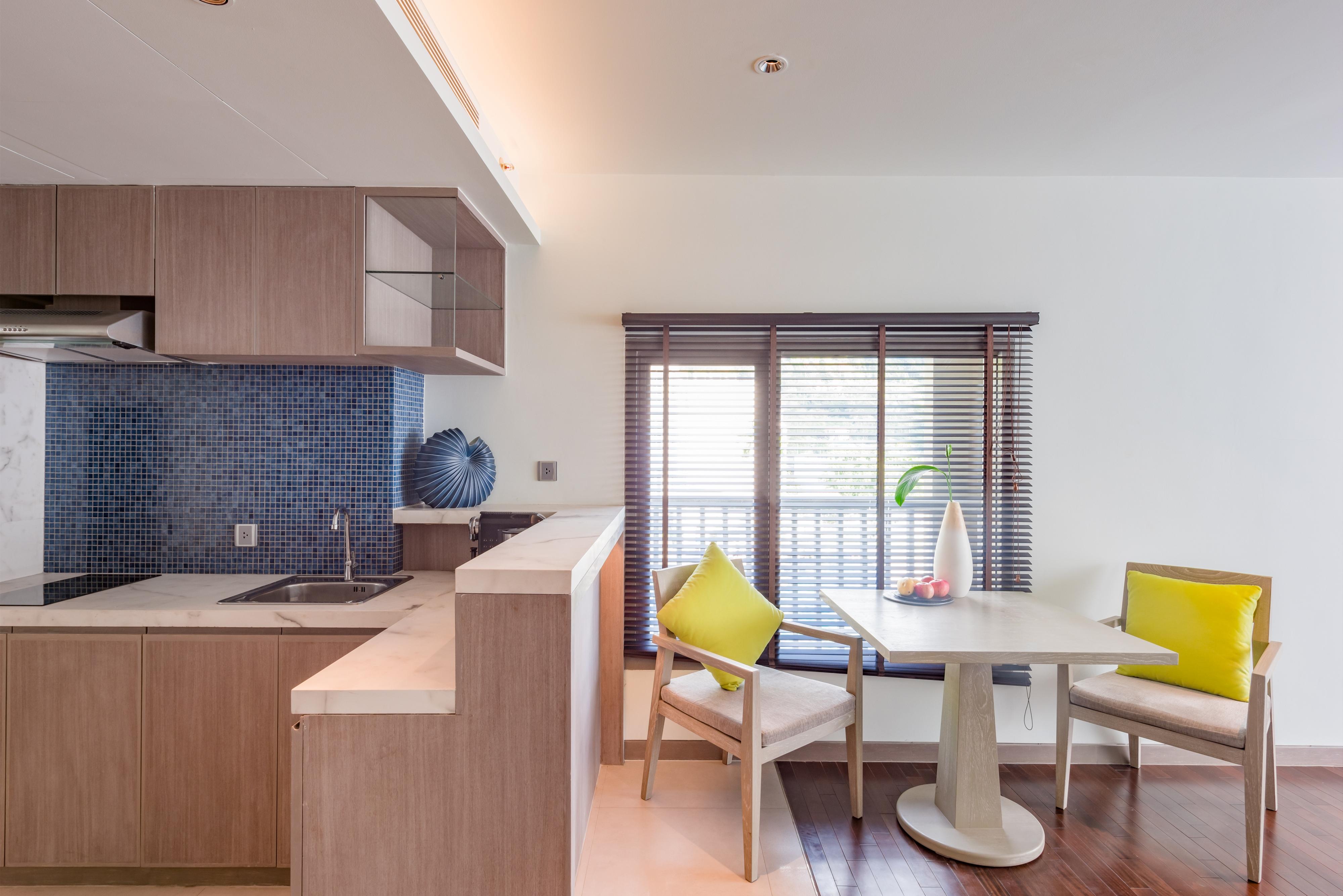 Oceanfront Beach Resort - Sha Extra Plus Patong Exterior foto A kitchen in a serviced apartment in Hong Kong
